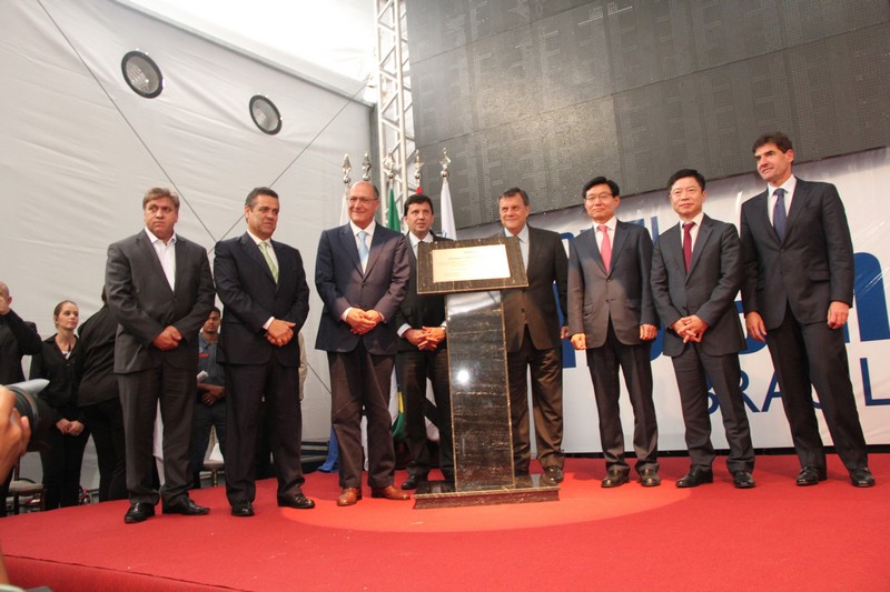 Pedra fundamental da Hyundai Rotem Brasil é lançada em Araraquara