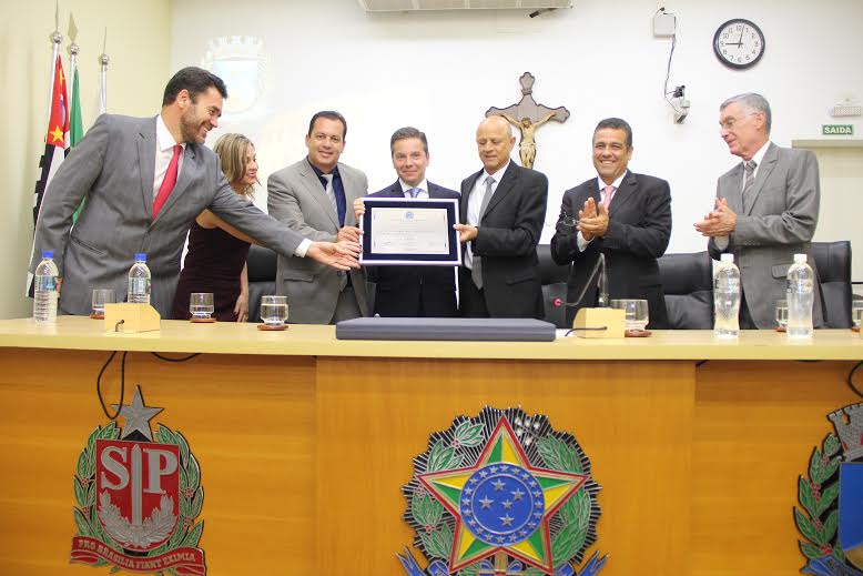 Câmara concede título de Cidadão Araraquarense a Marco Aurélio Bortolin (com vídeo)