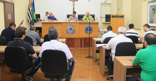 A convite da Comissão de Tributação, Finanças e Orçamento, vereadores discutem contas de 2014 da Prefeitura