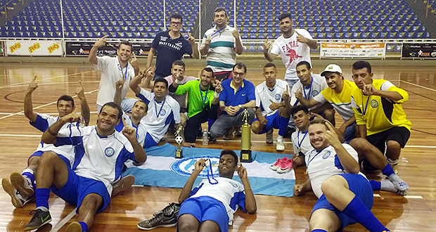 Atletas surdos disputam torneio de futsal em Araraquara