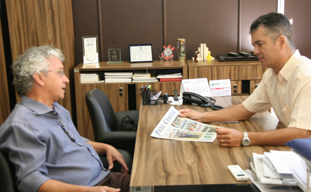 Yashuda recebe o jornalista João Castro, diretor da Folha Central