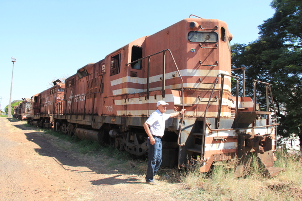 Locomotiva doada pela Rumo-ALL ganha peças para restauração