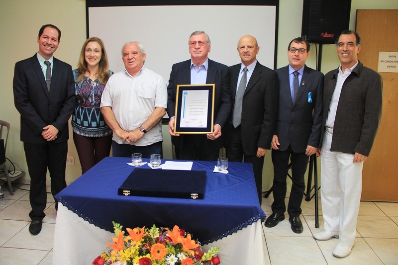 Casa Cairbar recebe Diploma de Reconhecimento Público do Legislativo