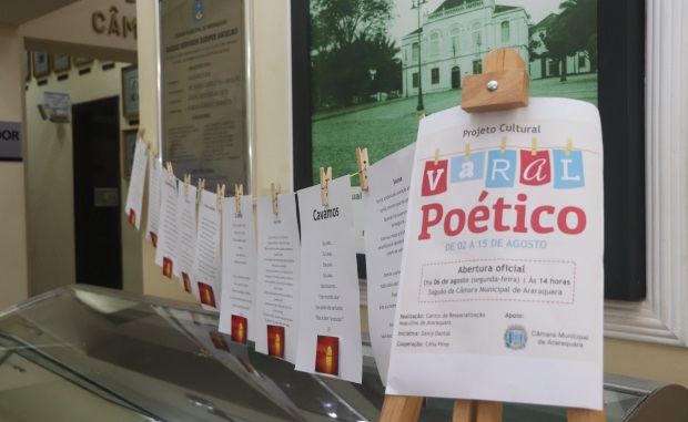 Varal Poético leva arte de reeducandos à Câmara Municipal