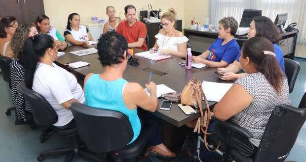 Roger Mendes tem reunião na Prefeitura para discutir a Semana de Conscientização do Autismo