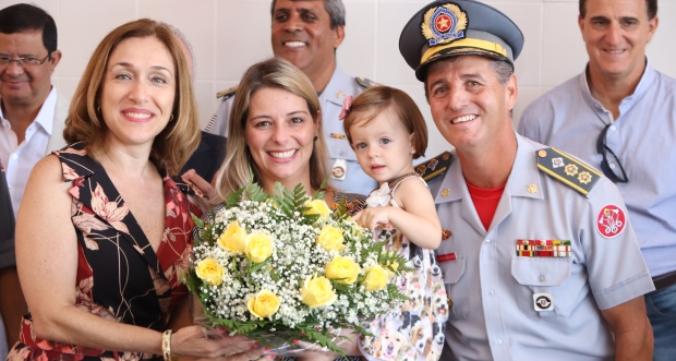Tenente coronel Alexandre Luís Santos recebe Diploma de Honra ao Mérito