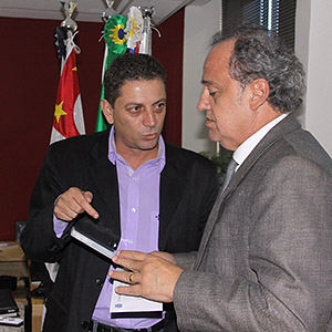 Presidente João Farias visita conselheiro Dimas Ramalho no TCE