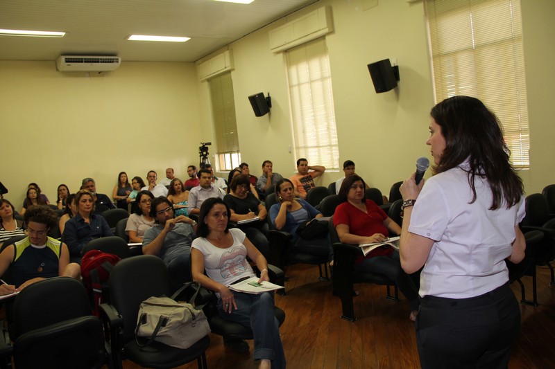 Curso da Escola do Legislativo aborda Políticas Públicas e Participação
