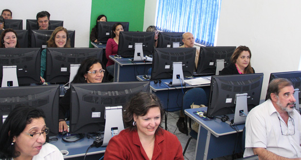Escola do Legislativo e CEBRAC realizam curso de informática para assessores e vereadores