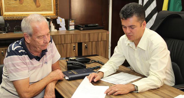 Jéferson Yashuda recebe presidente do Comcriar