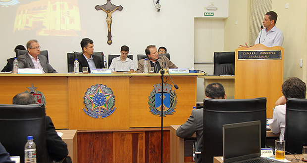 Câmara Municipal aprova aumento de multas para maus tratos a animais