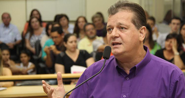 Simioni diz que Prefeitura acumula 13 milhões por mês de dívida