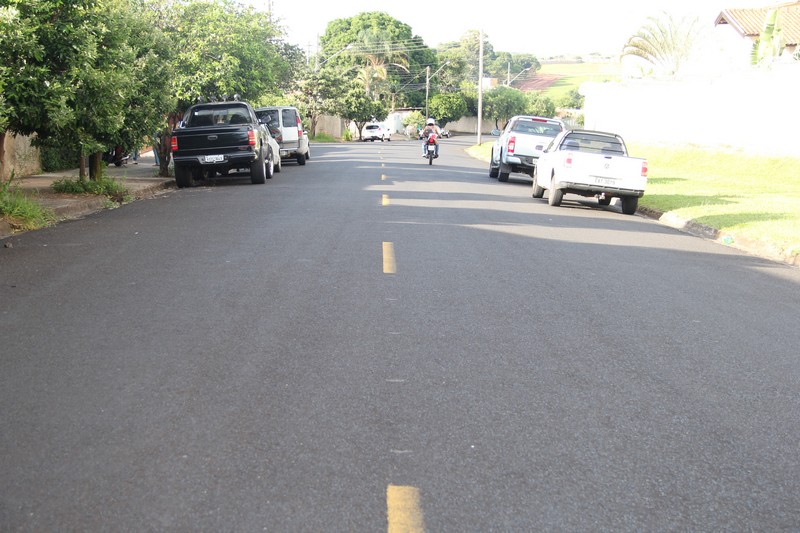 Jair Martineli pede solução para excesso de velocidade em via do Jardim Imperador