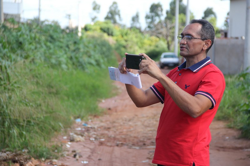 Pastor Raimundo cobra melhorias em avenida esquecida no Cidade Jardim