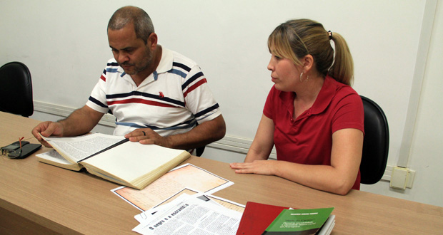 CEE reúne livros e artigos sobre o período da escravidão em Araraquara