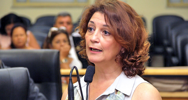 Edna pede informações à Prefeitura sobre envio  de carnês de IPTU para 6.500 famílias isentas