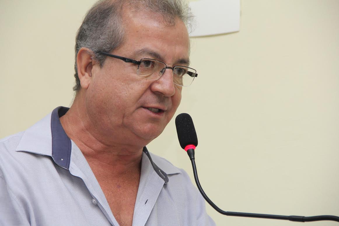 Jair Martineli reforça pedido de estudo de semáforos na rotatória do Sesc