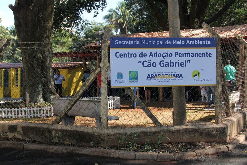 Vereadores participam da inauguração do Centro de Adoção Permanente “Cão Gabriel”