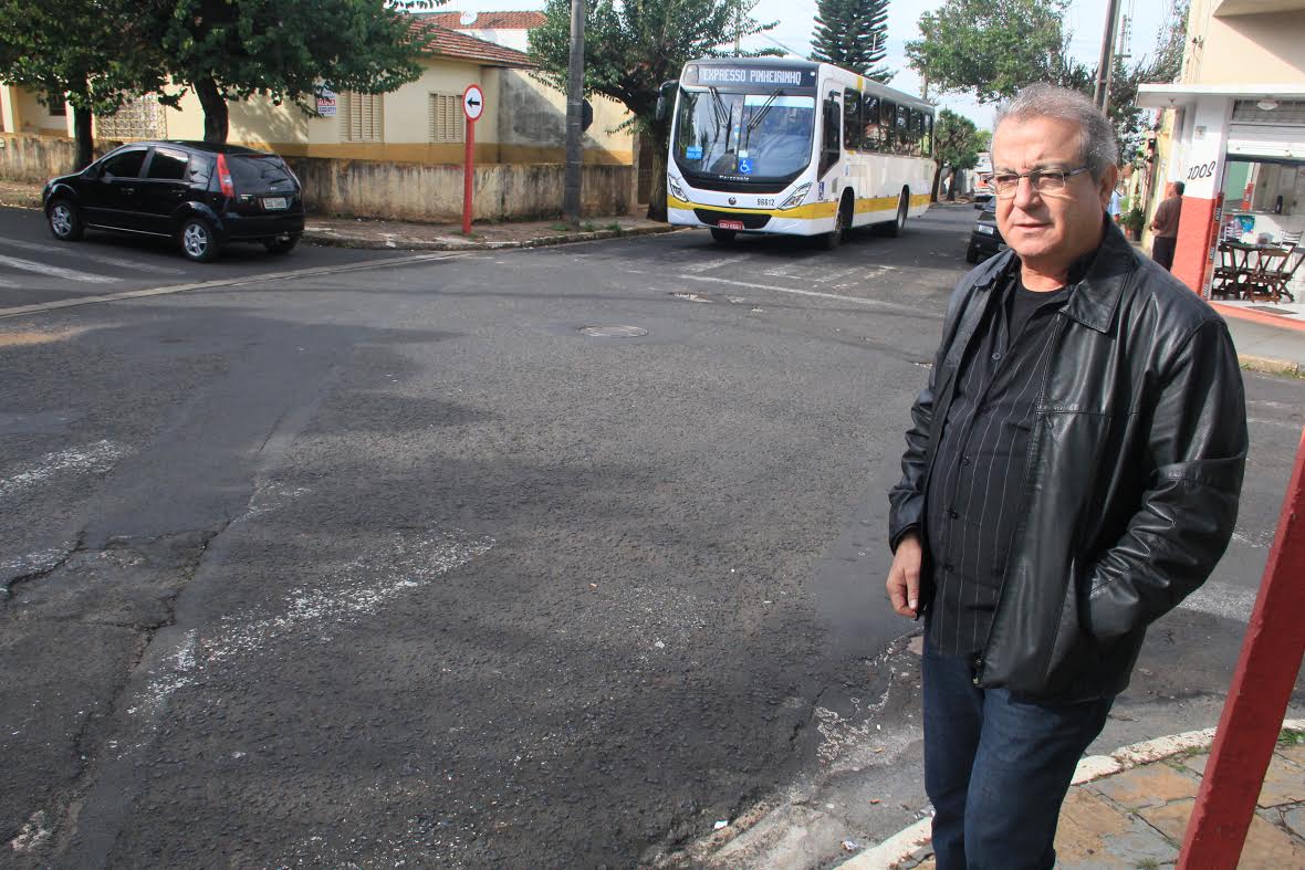 Jair Martineli pede reforço de sinalização em cruzamentos da Avenida 22 de Agosto