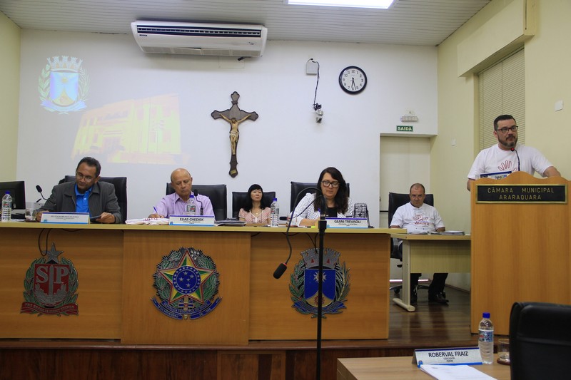 Violência contra profissionais de enfermagem é debatida na Câmara Municipal