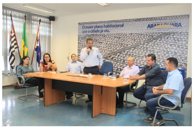 Vereadores participam de ato oficial na Prefeitura