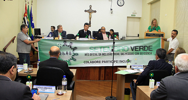 Representante da Apae pede na Câmara Municipal cumprimento rigoroso da Lei Brasileira de Inclusão