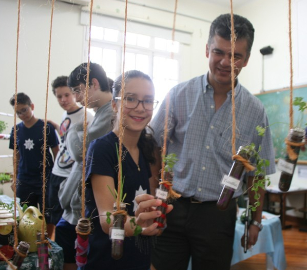 Yashuda participa da Feira de Ciências do Colégio Progresso