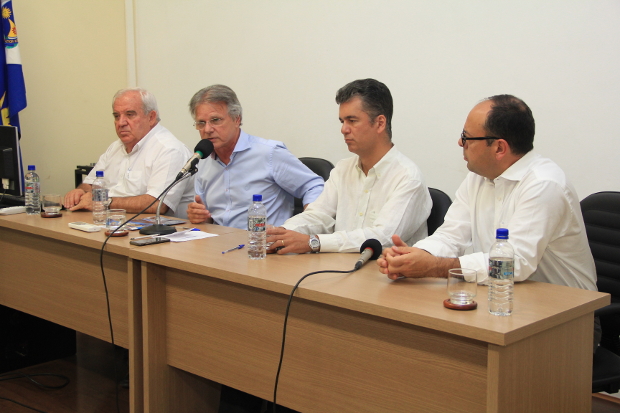 Deputado federal visita Câmara e leva demandas para Brasília