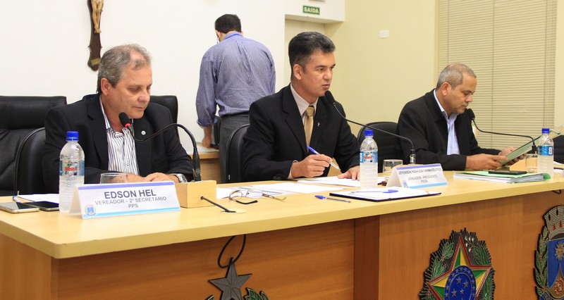 Câmara Municipal aprova mais de R$ 400 mil para a Educação (com vídeo)