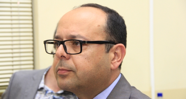 Elton Negrini aciona a Prefeitura contra publicidade irregular pela cidade