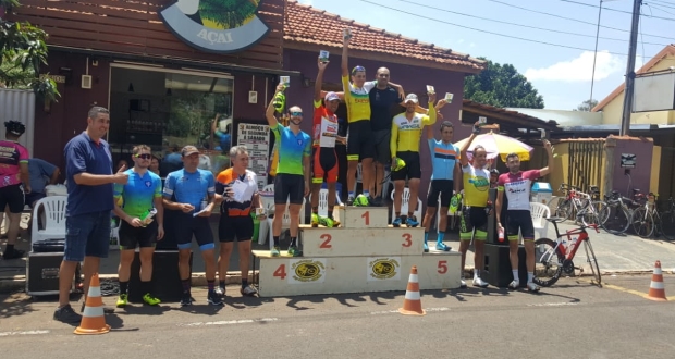 Cabo Magal acompanha competições que divulgam e incentivam o ciclismo