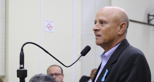 Parlamentar pede informações sobre recursos gastos com Parada LGBT