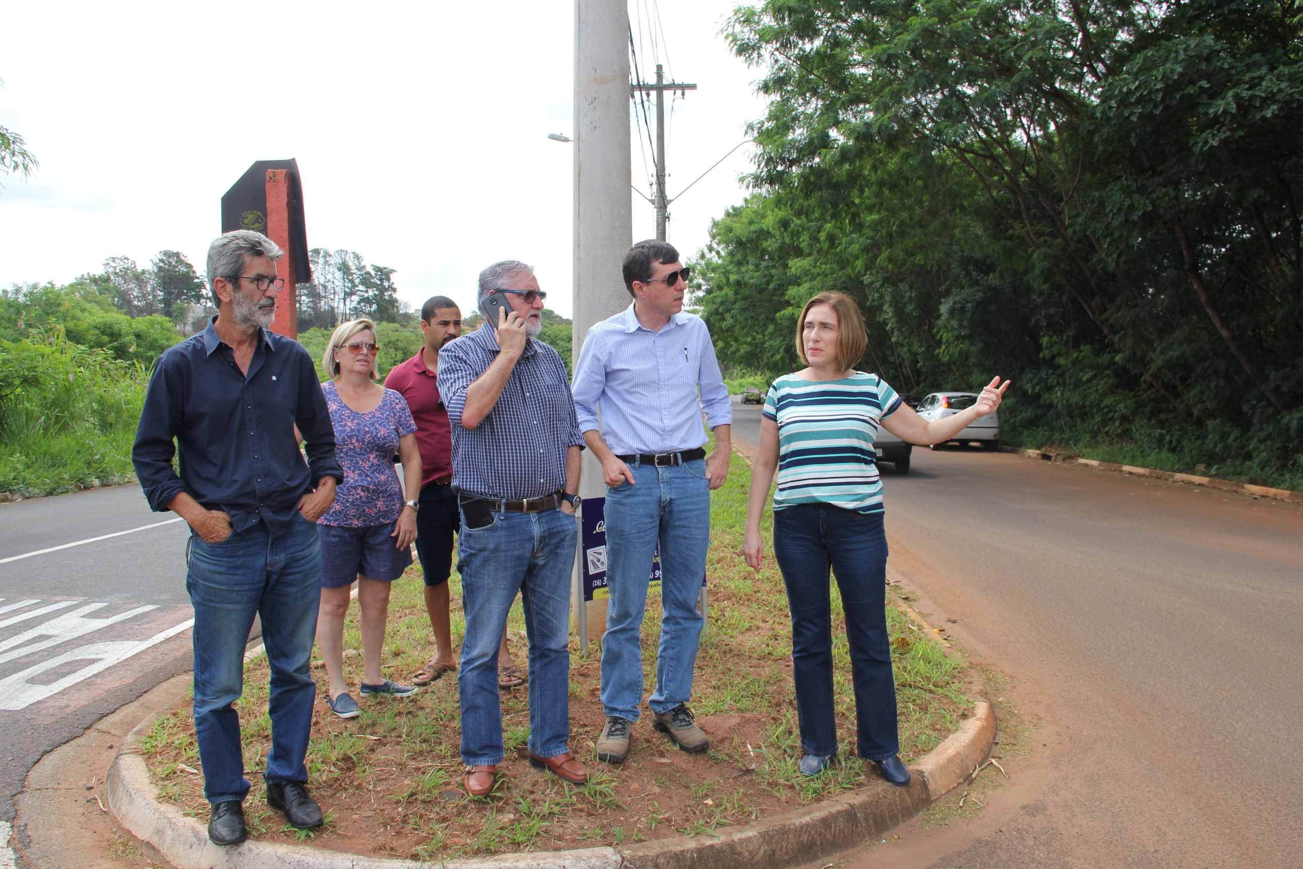 Cruzamento perigoso ganhará sinalização reforçada e redutor de velocidade