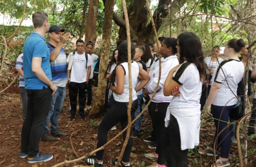 No Dia Mundial da Água, Rafael de Angeli acompanha projeto que leva estudantes até nascentes   